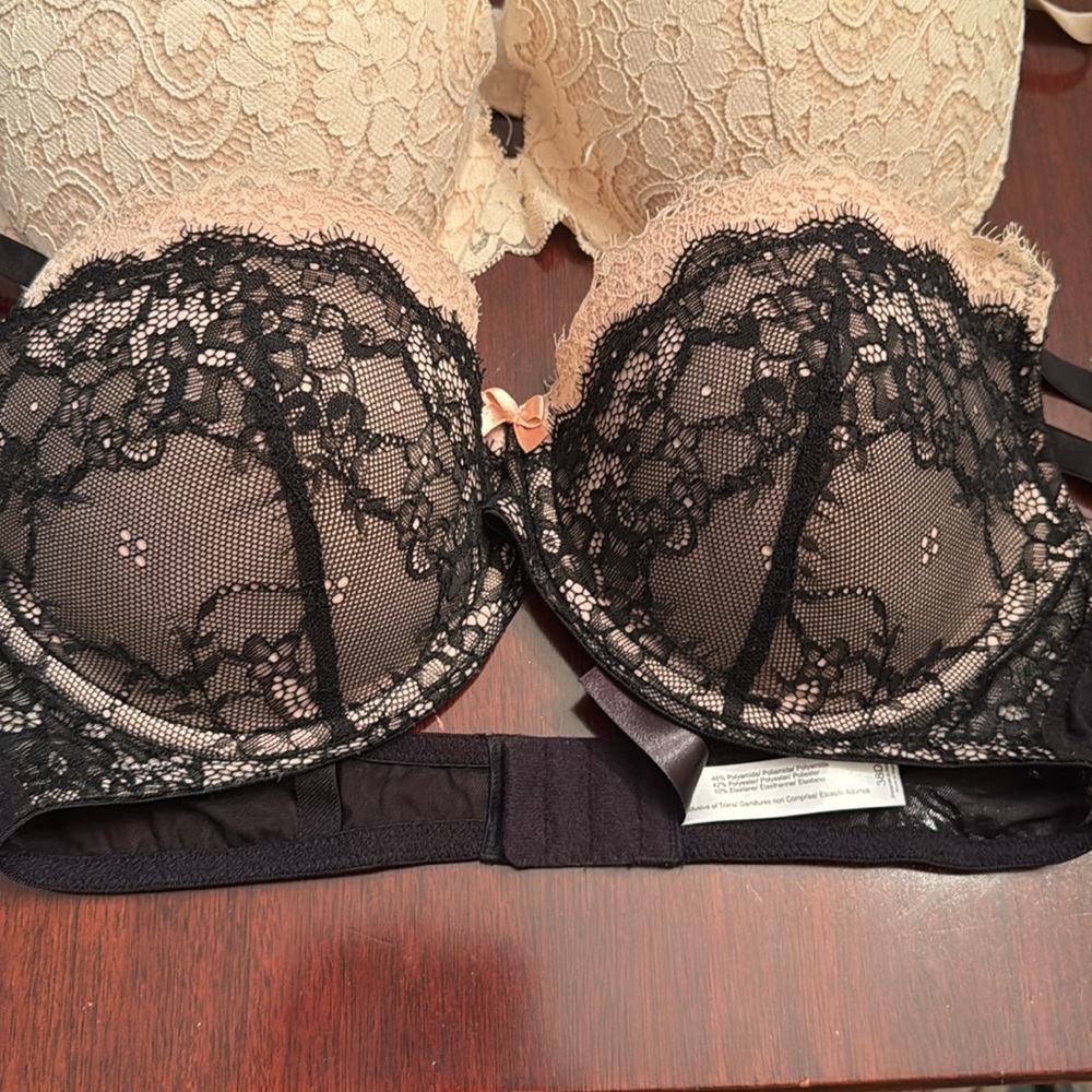 3 Bras. 38D. Cream Bra & Black Bra Xhilararion. 2 Tone Bra Adore Me. - Picture 2 of 12